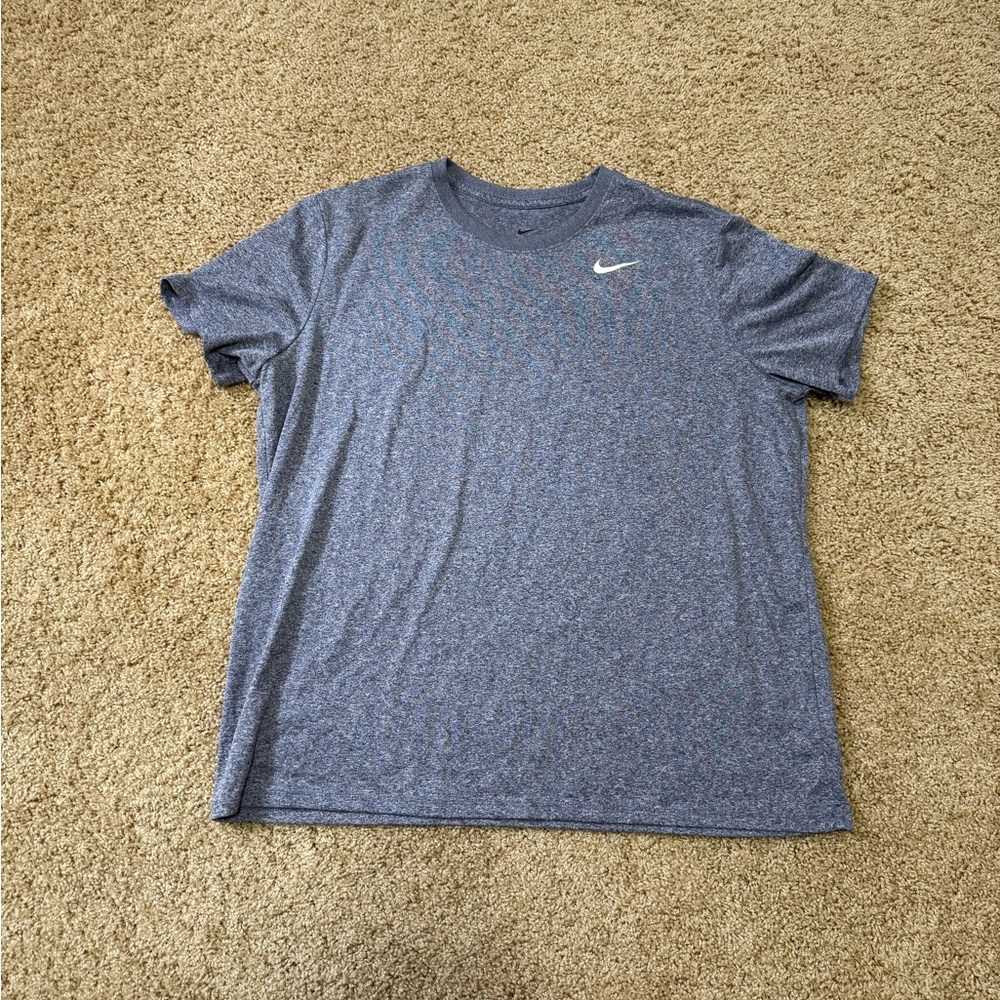 Nike Clothes - Picture 2 of 13